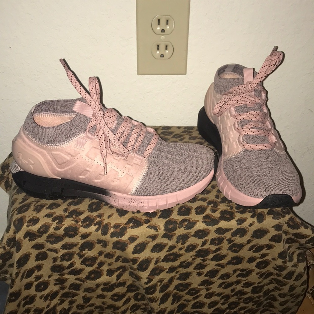 Under armour pink